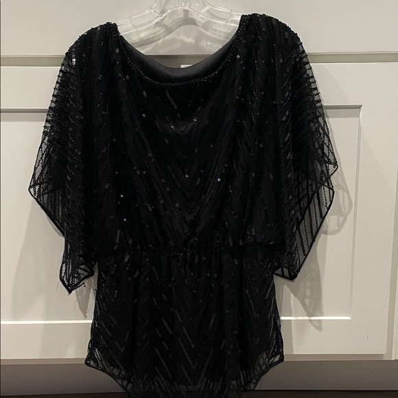 Elegant Black Sequin Top - Picture 1 of 2